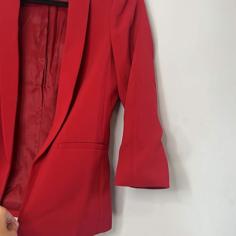 H&M Women's Elegant Red Business Casual Formal Holiday Blazer Size 2 - Picture 2 of 4